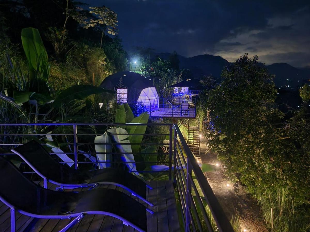 Solaris Glamping Exclusive 호텔 Tena 외부 사진